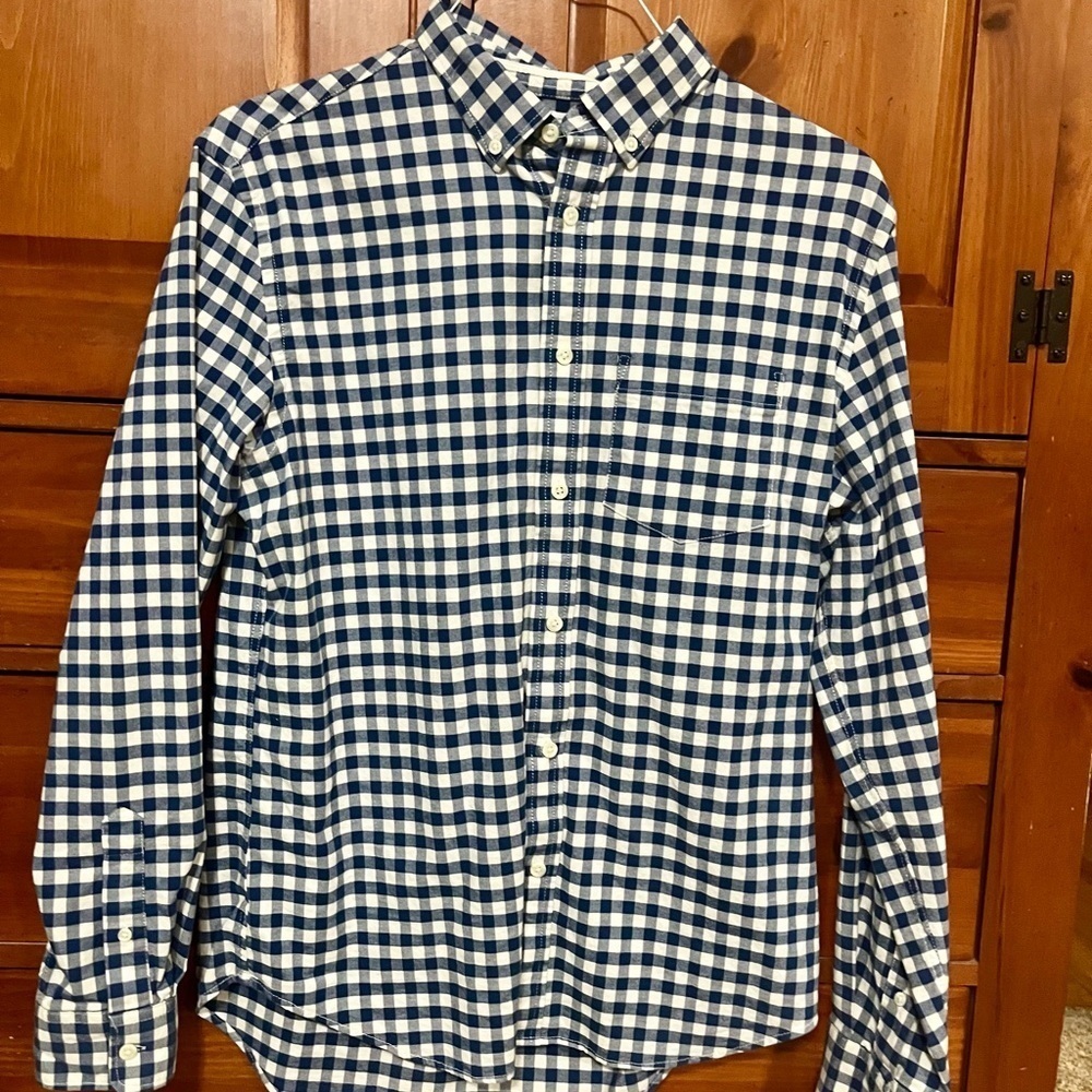 Old Navy Plaid Button Down Shirt - Medium